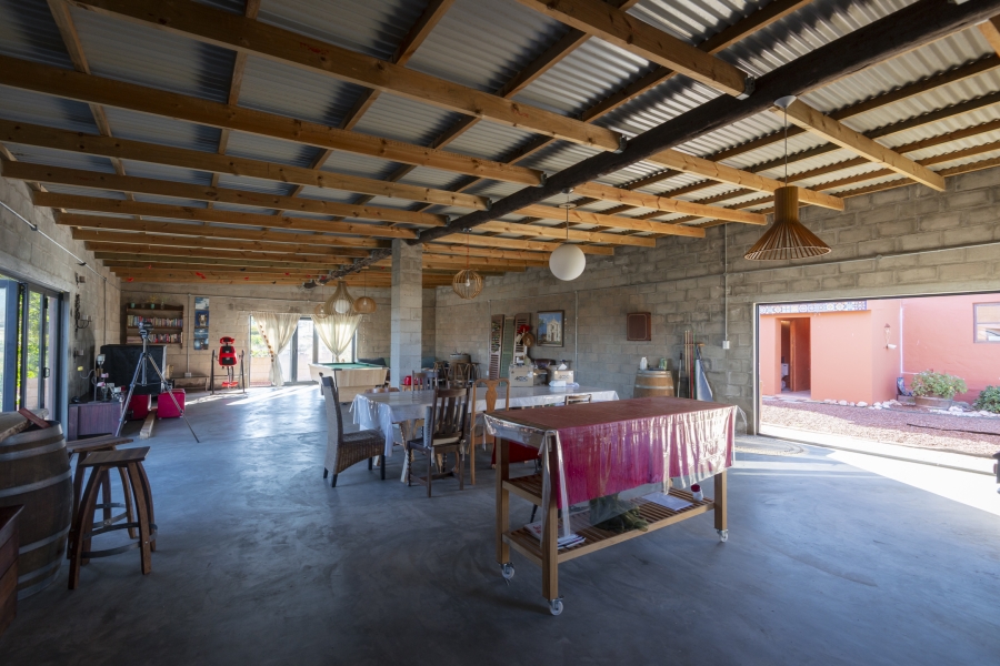 5 Bedroom Property for Sale in Trekoskraal Western Cape